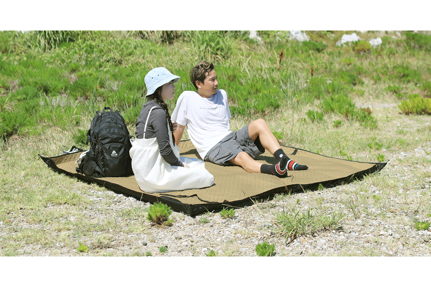 ホスピタリティ溢れる「ふかふかレジャーシート」きめ細やか過ぎるその