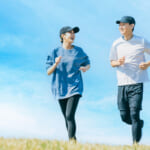 ランニングする男女