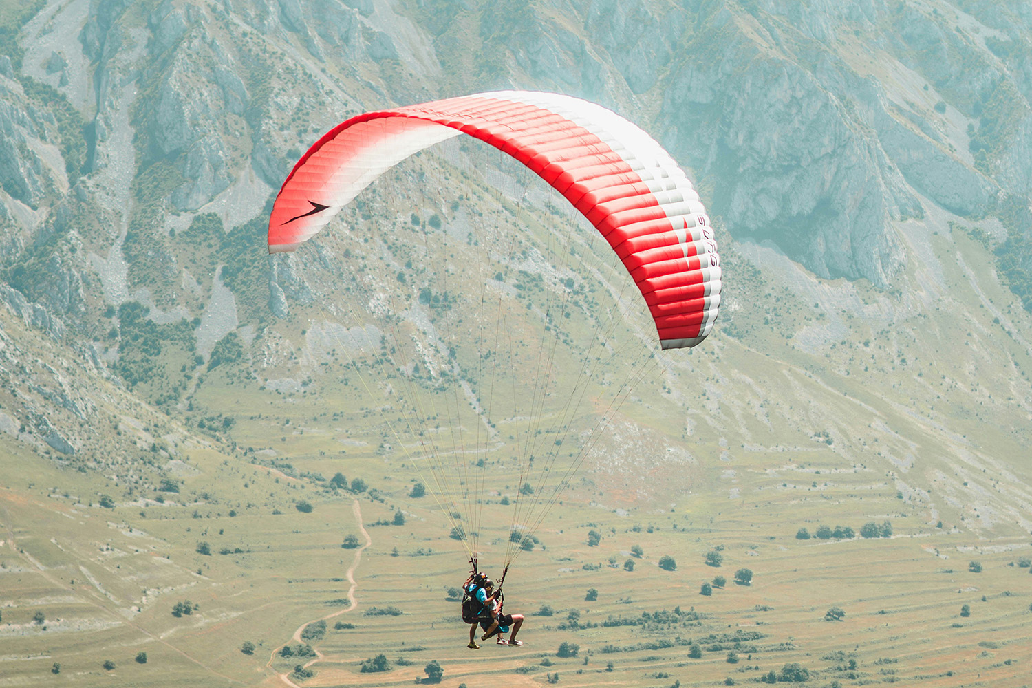 skydiving2.jpg