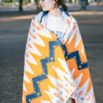 【画像】オチョコ柄にアスタリスクをデザイン！              「Snow Peak×Pendleton」コラボのタオルブランケットが数量限定で発売 〜 画像1