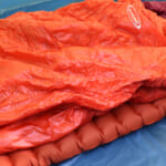 【画像】シュラフとマットは対応温度とR値で選べ！　登山好きショップ店員が教える「寒さを乗り切るスペックの読み方」とは 〜 画像1
