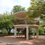 【画像】川崎の住宅街にある丘には動物園がある、神社がある、古墳がある！　不思議がテンコ盛りの加瀬山に行ってみた 〜 画像1