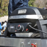 【画像】老舗BBQグリルメーカーの「WEBER」も出展！　本場アメリカのド定番「スマッシュバーガー」作りを体験 〜 画像1