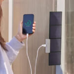 【画像】アウトドアや災害時の必需品！　拡張可能なソーラーパネル充電器「Solar Brick」が有能過ぎる 〜 画像1