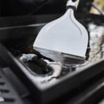 【画像】BBQ文化に革新を起こす！ 米国発の信頼のブランド「Weber」から登場の新作BBQグリドルが調理の幅を広げる 〜 画像1