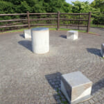 【画像】煌びやかなイルミ鑑賞後でも下山できる！　本牧の超低山「見晴らし山」「夕景丹沢」「イルミのベイブリッジ」を港町ヨコハマで満喫 〜 画像1