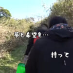 【画像】漁港に数万匹の魚群が発生!?　魚だらけの海面に餌を投げ込むも意外な結果やいかに！ 〜 画像1