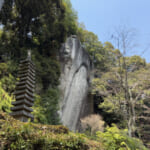 【画像】次々と現れる巨岩が圧巻！　古代の磐座信仰から始まり南北朝騒乱の舞台になった笠置山 〜 画像1