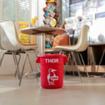 【画像】CHUMS×THOR初コラボ！ レトロアメリカンなデザインが特徴の『CHUMS×THOR Round Container Set 12L』がポップで機能的 〜 画像1