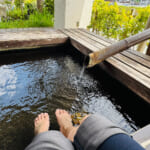【画像】冷え対策だけじゃない！　観光の新たな楽しみ方として人気を集めている「足湯」の効能とは 〜 画像1