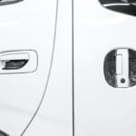 【画像】日産キャラバンが「ソトアソビ仕様」に進化！　JAOS製パーツ採用の新パッケージが新登場 〜 画像1