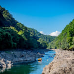 【画像】高層ビル群を眺められる会場も？　天然の“ジェットコースター“ラフティングの魅力とは 〜 画像1