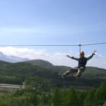 【画像】時速100km/h超えの爽快感が堪らない!?　大空を滑空できるジップラインで絶景＆スリルを満喫 〜 画像1