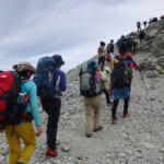【画像】「山では登りが優先」って何？　登山時ですれ違うときに配慮すべきこととは 〜 画像1