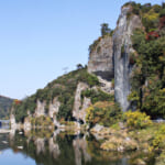 【画像】雄大で美しい景色に圧倒される！　川と海が生んだ絶景の競演「日本三大渓」の魅力とは 〜 画像1