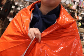 シート羽織るイメージ