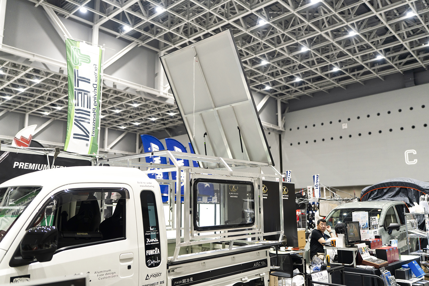 岐阜県にあるアルミの鍛冶屋のデモカー