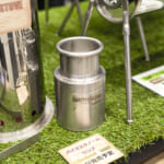 【画像】「ハス切り斜め出しストーブ」に「真円1本出しタイコ付き燻製機」! 見た目はマフラーでもじつはキャンプギアでした 〜 画像1