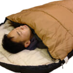 【画像】キングサイズ寝袋で快眠！　横幅なんと90cmゆったりサイズでアウトドアの夜が快適に 〜 画像1