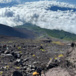 【画像】深夜2時半に自宅を出発！　「夏山閉山直前」で還暦オヤジが標高3776mの富士山頂を初登頂 〜 画像1