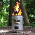 【画像】地面への熱ダメージを約40％削減！　フィールドに優しい「缶ストーブ」＆「ファイヤーブースター」がデビュー 〜 画像1