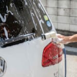 【画像】クルマでのキャンプにはつきもの…？　泥や砂埃の汚れをキレイに落とすためのポイントとは 〜 画像1