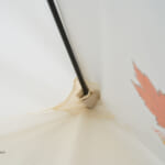 【画像】スヌーピーたちがデザインされたテントでキャンプ！　アウトドアブランドプロデュースの本格キッズテント 〜 画像1