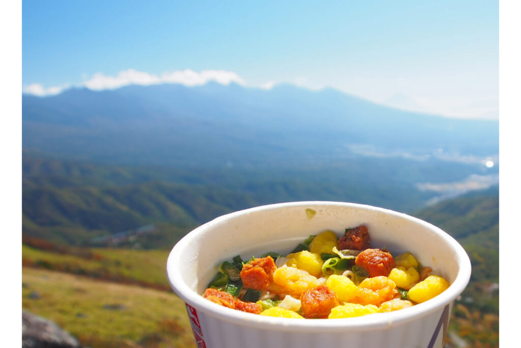カップラーメン