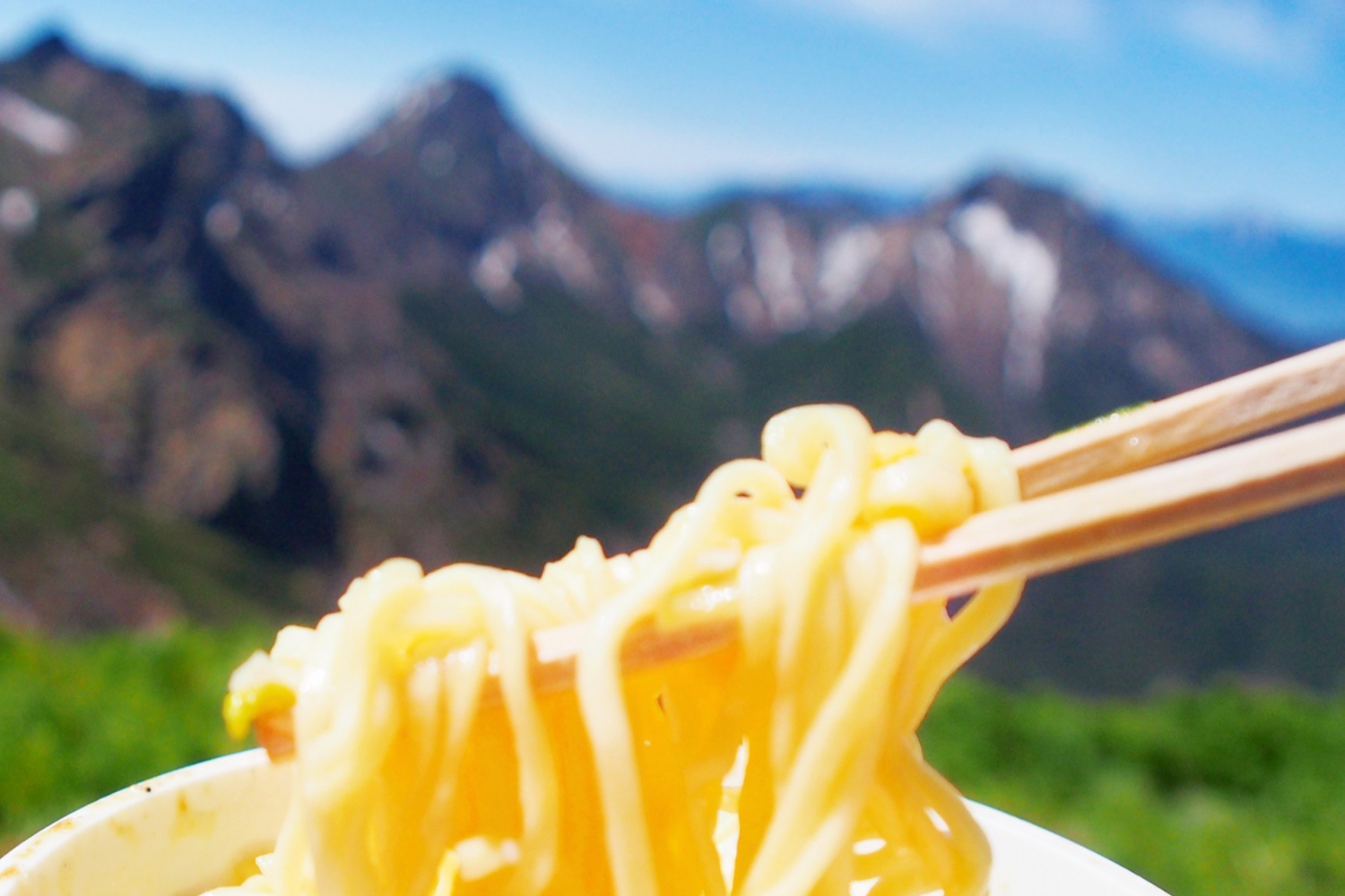 カップラーメン