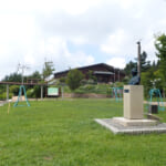 【画像】別荘街のはずれで神秘的な磐座を探索！　六甲山上のパワースポットを巡る 〜 画像1