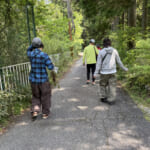 【画像】別荘街のはずれで神秘的な磐座を探索！　六甲山上のパワースポットを巡る 〜 画像1