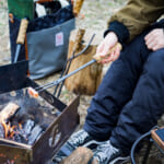 【画像】「ガレージブランド」ならではの質感が◎！　焚き火料理と後片付けで活躍する「お助けギア」3品 〜 画像1