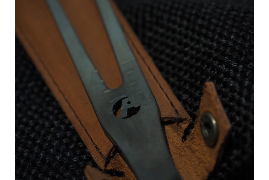 ケースとロゴのアップ