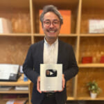 【画像】カメラ系YouTuberとのコラボ商品!  カワニシカバンのタフでミニマルな人気ボディバッグがリニューアル 〜 画像1