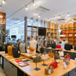 【画像】カメラ系YouTuberとのコラボ商品!  カワニシカバンのタフでミニマルな人気ボディバッグがリニューアル 〜 画像1