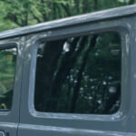 【画像】ジムニーカスタム最前線『MIGRATRAIL』が放つ「キャンプ」と「車中泊」が爆アガりする専用設計の神アイテムを全公開 〜 画像1