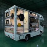 【画像】マジで中身が丸見え! キャンピングカーの秘密を大公開「ナッツRV」がスケルトンなキャンピングカーを「ジャパンモビリティショー2025」で緊急出展 〜 画像1