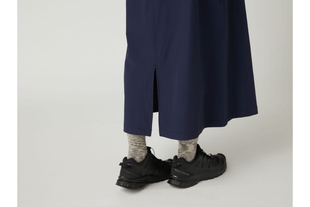 Water-Repellent Stretch Skirt／スリット