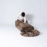 【画像】親子4人でゆったり入れる特大寝袋！　家族みんなで仲良くぬくぬくと眠れる冬用シュラフ 〜 画像1