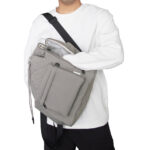 【画像】ガバッと開いて出し入れも物探しも楽々！　おしゃなデザインもうれしいリュックサック 〜 画像1