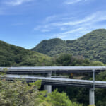 【画像】住宅街のすぐ裏手にある絶景低山「高丸山」！　ローカル鉄道から石仏とプチアルプス感を楽しんで有馬温泉へ 〜 画像1