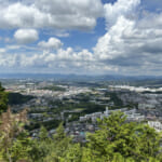 【画像】住宅街のすぐ裏手にある絶景低山「高丸山」！　ローカル鉄道から石仏とプチアルプス感を楽しんで有馬温泉へ 〜 画像1