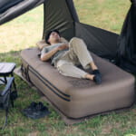 【画像】キャンプの常識を覆す！　「WAQ AIR BED」がまるで自宅のベッドのような快適な睡眠をお届け 〜 画像1