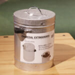 【画像】寝る前の焚き火の後始末どうする？　安心・確実な消火の心得とは 〜 画像1