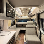 【画像】大容量収納と充実電装で日本の道を快適に走るファミリーモデル！　新型バンコン「Arte 6」の実力とは 〜 画像1