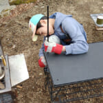 【画像】なぜキャンパーはフィールドラックを愛用するのか!?　快適性向上のための万能スタンド 〜 画像1