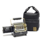 【画像】わずか3秒で暖まる！　持ち運べる暖かさをAS2OVの機能性とCALMA STOREの普遍的なデザインで昇華 〜 画像1