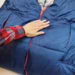 【画像】冬キャンプの常識が変わる！　マミー型の暖かさ、快適な出入り、動ける自由度を実現した進化形寝袋に新色「アッシュカーキ」が登場 〜 画像1