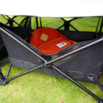 【画像】テント屋の本気が詰まったコットと収納！　フィールドでの居住空間を劇的に進化させるセットアップはこれだ 〜 画像1