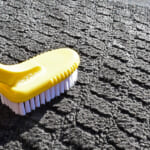 【画像】キャンプにはつきもの？　クルマの泥汚れをキレイに落とすためのプロが伝授するポイントとは 〜 画像1